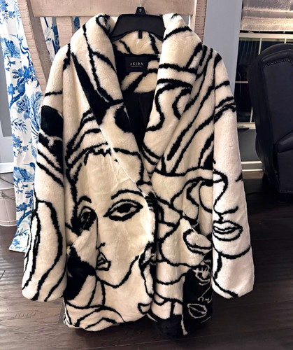 Akira women black white - akira,